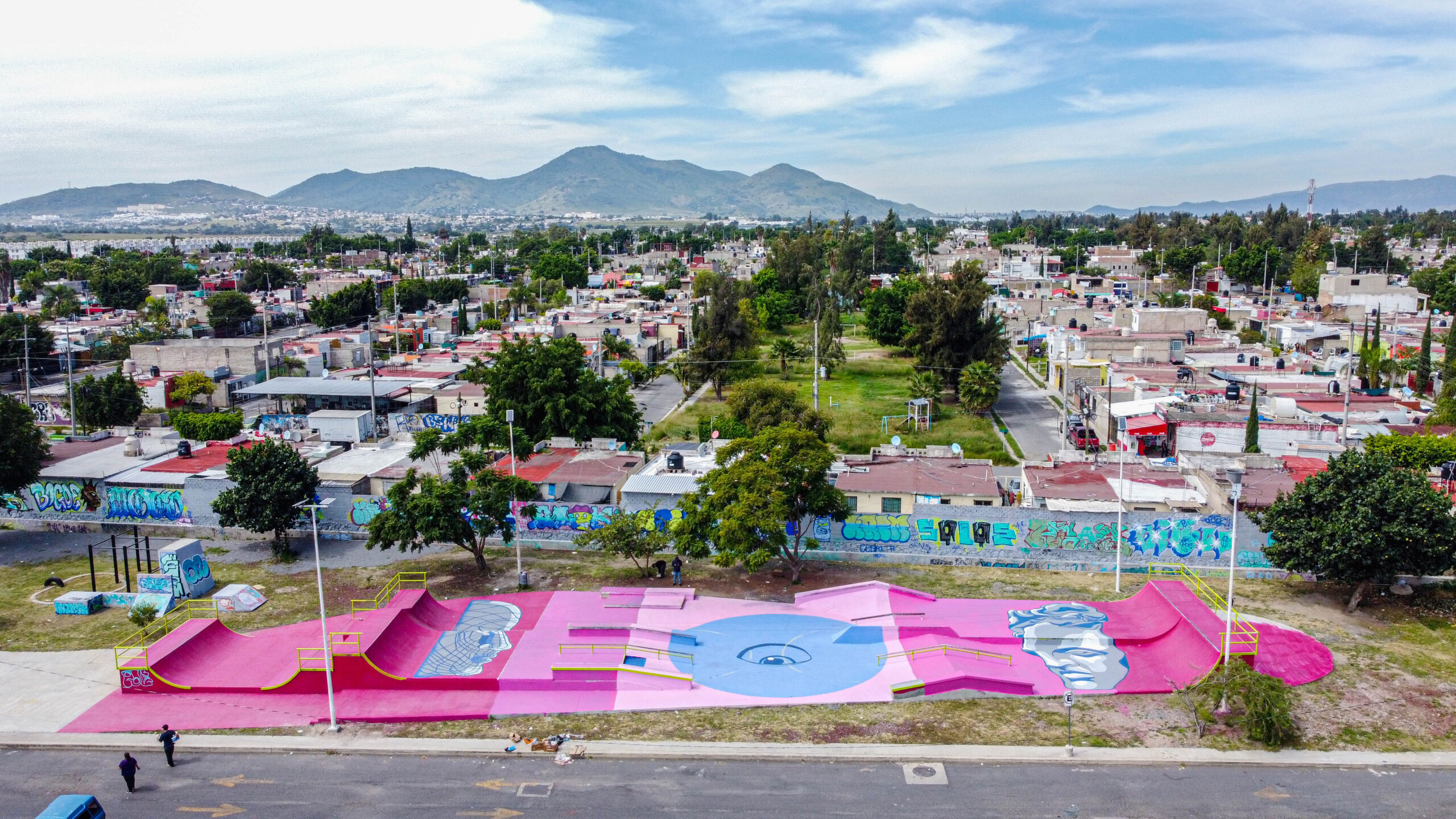 skatepark-tlajomulco-mejores-skateparks-mexico-lugares-para-patina-skate-pista-de-skate-en-mexico-pista-de-patinaje-en-tlajomulco-skatepark-la-union-skatepark-chula-vista-chiva-barrio